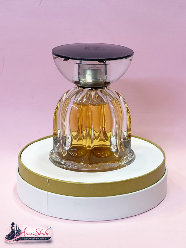 عطر زنانه voluptia
