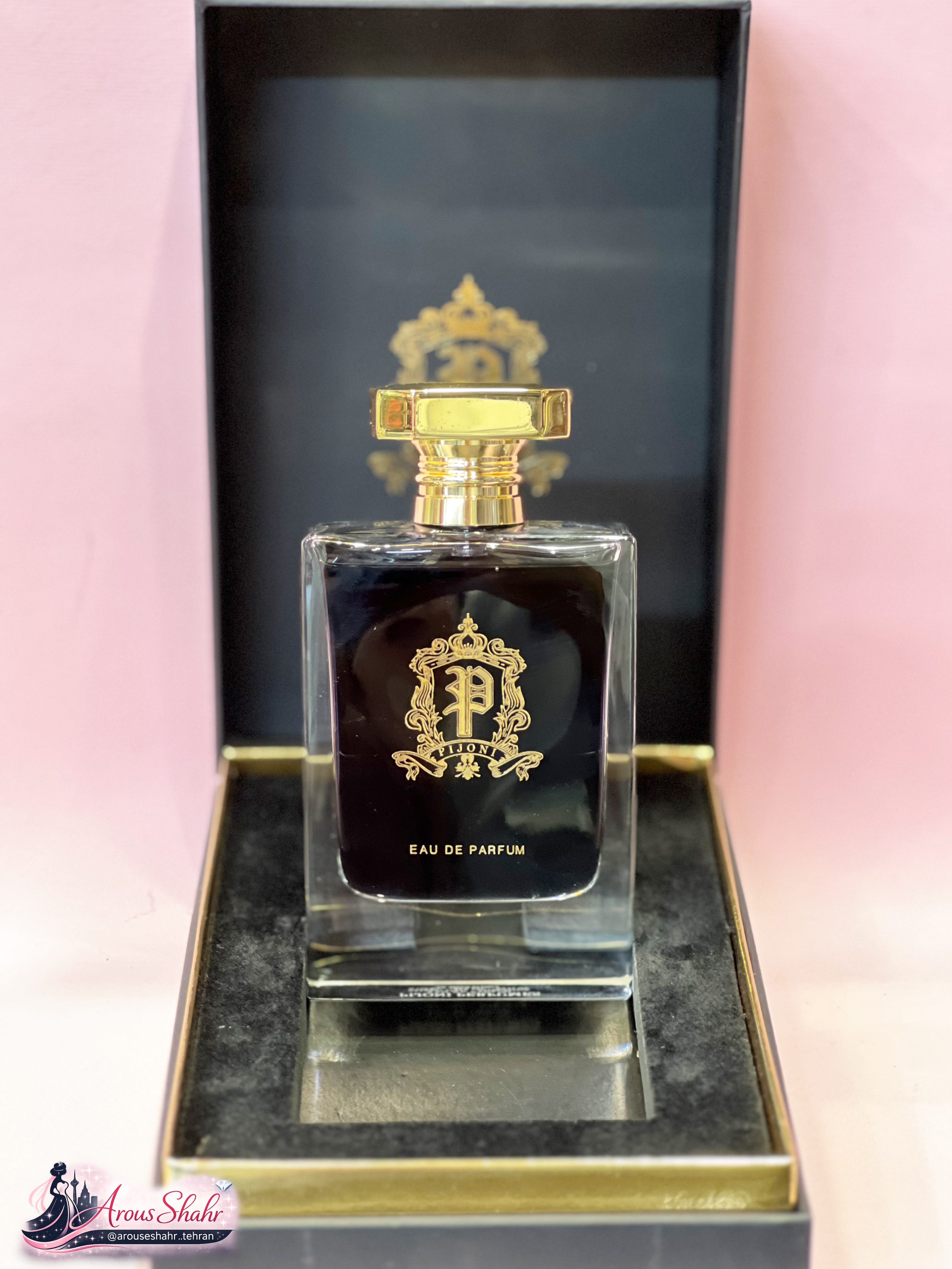 عطر pijoni